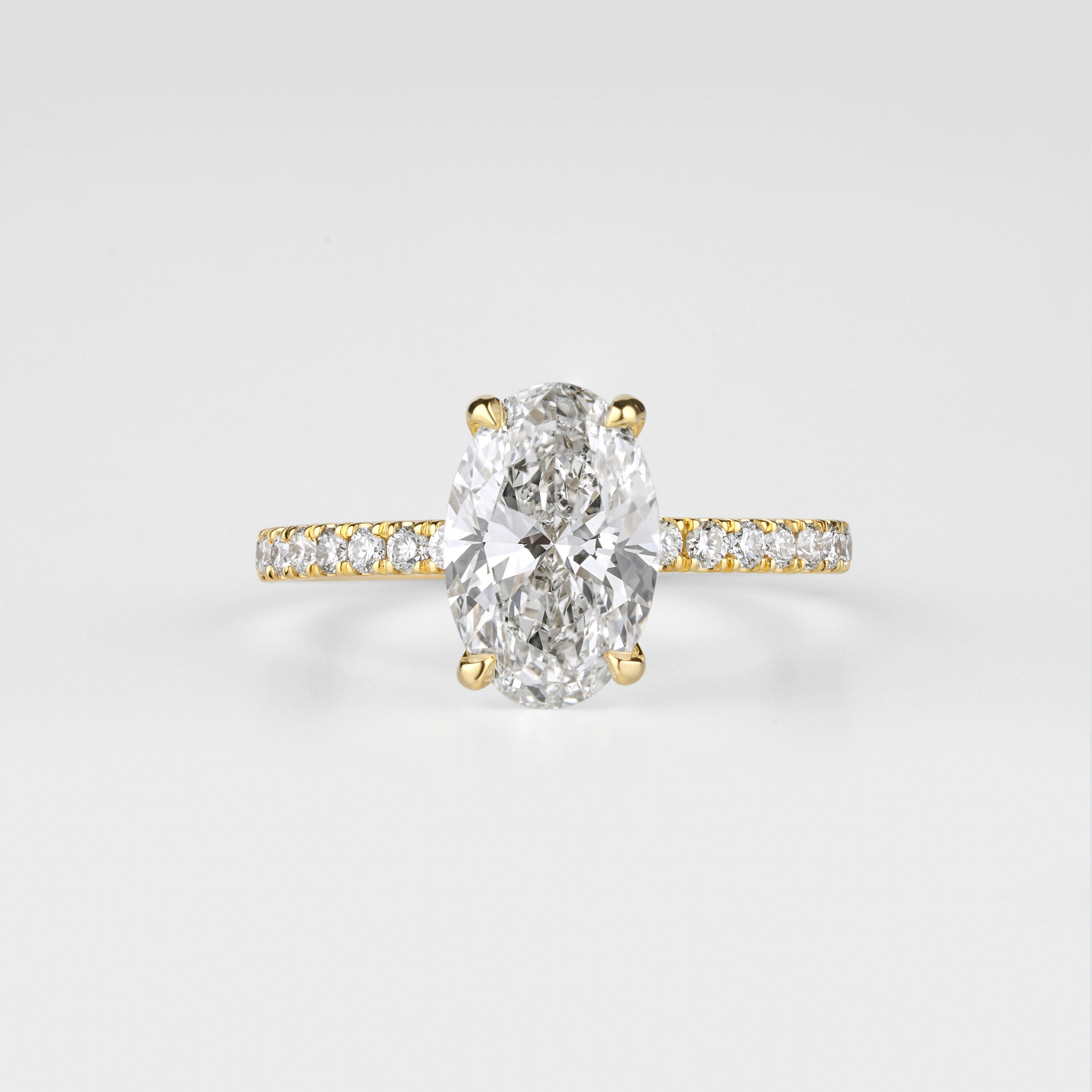 Oval Engagement Rings