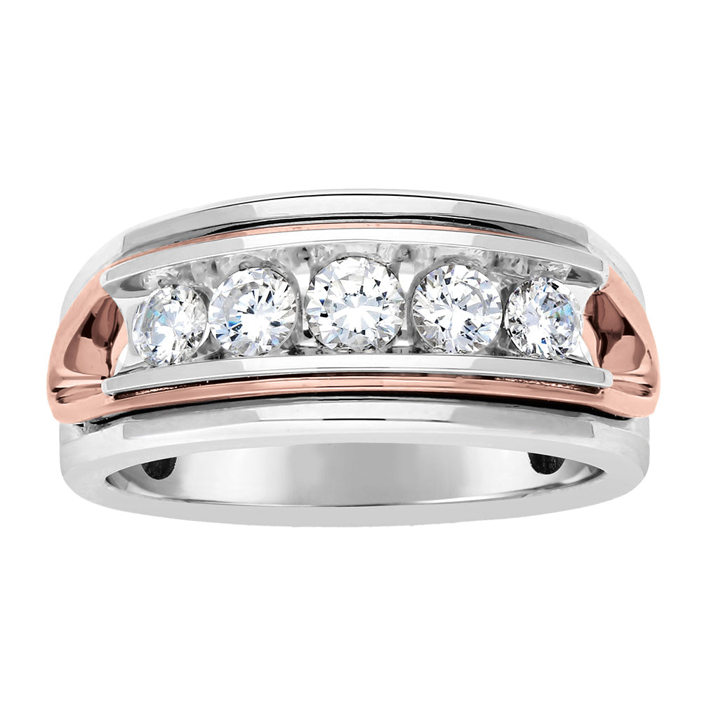 18K White Gold Round Diamond Fashion Ring