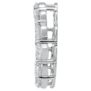 14K White Gold Diamond Circle Pendant