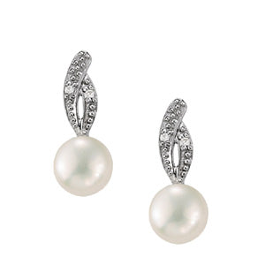 White Platinum Pearl Center Diamond Earrings