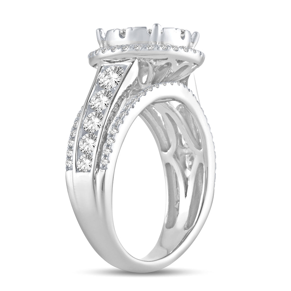 Chic 14k White Gold Lab Diamond Womens Statement Ring
