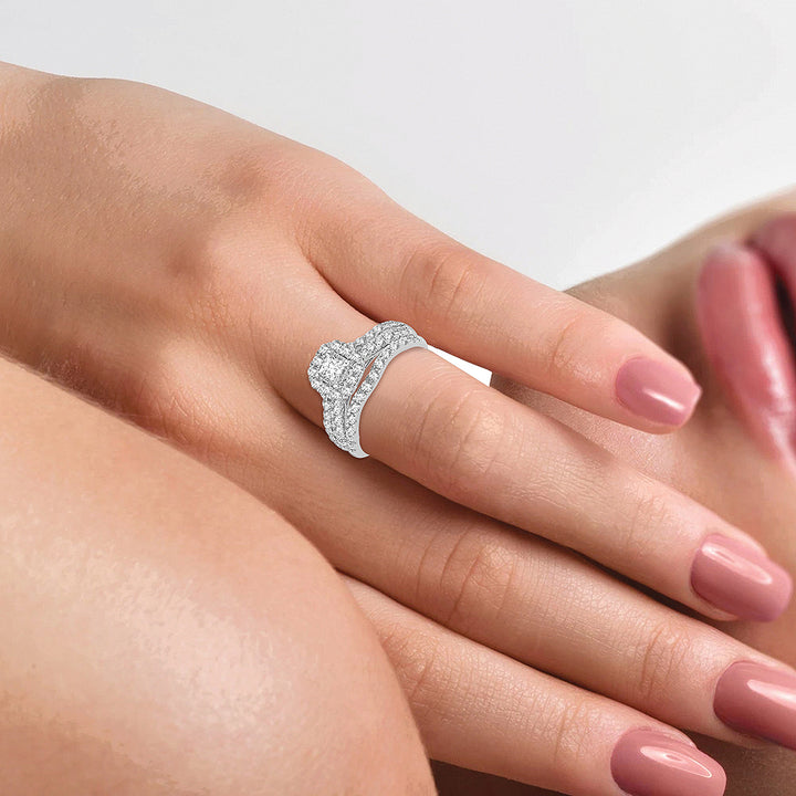 Brilliant 14k White Gold Lab Diamond Engagement Ring (1.00CT)