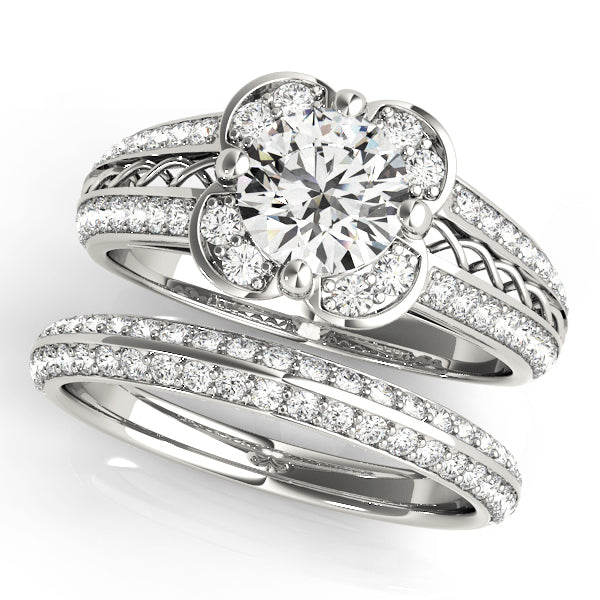 18K White Gold Round Diamond Halo Engagement Ring