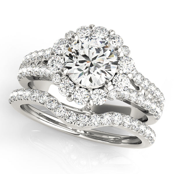 18K White Gold Round Diamond Halo Engagement Ring