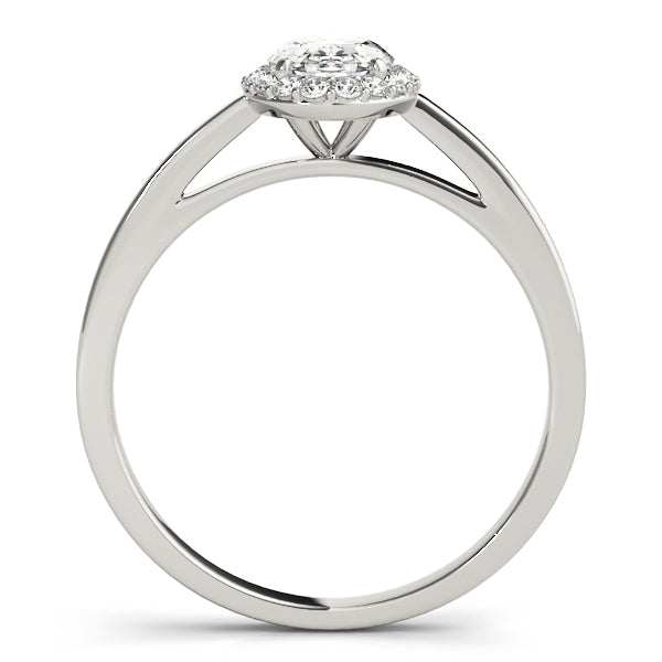 18K White Gold Oval Diamond Engagement Ring with Halo