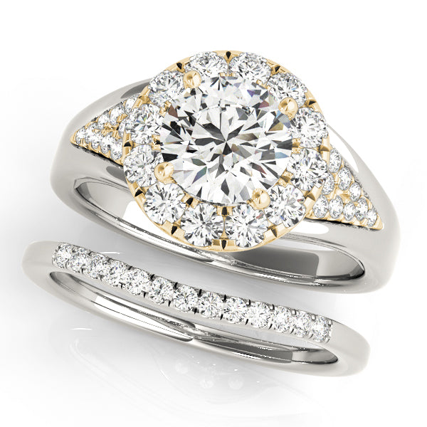 ROUND HALO ENGAGEMENT RING