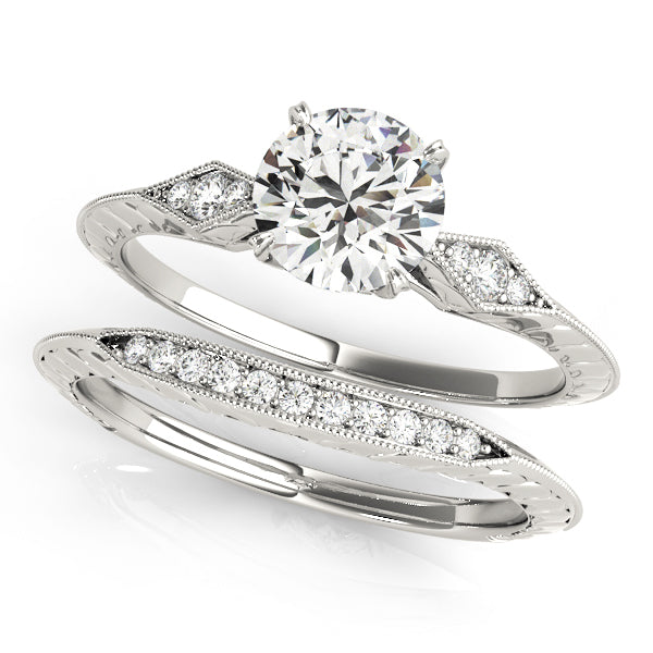 18K White Gold Vintage Diamond Engagement Ring