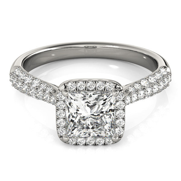 18K White Gold Diamond Halo Engagement Ring