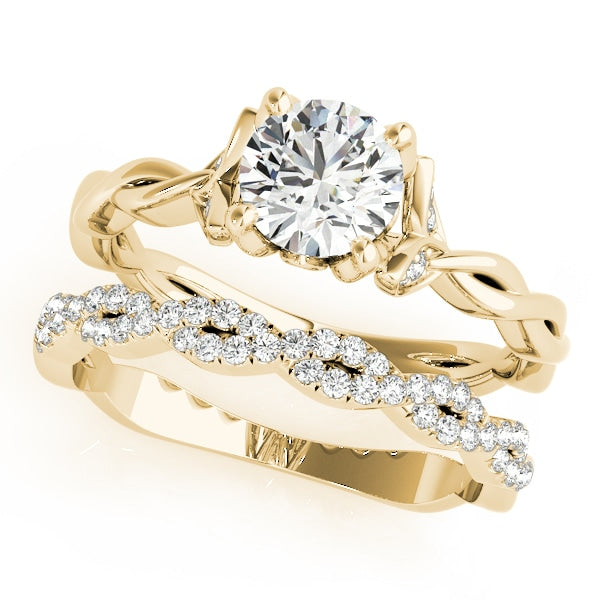 ENGAGEMENT RING WITH TWISTED SHANK