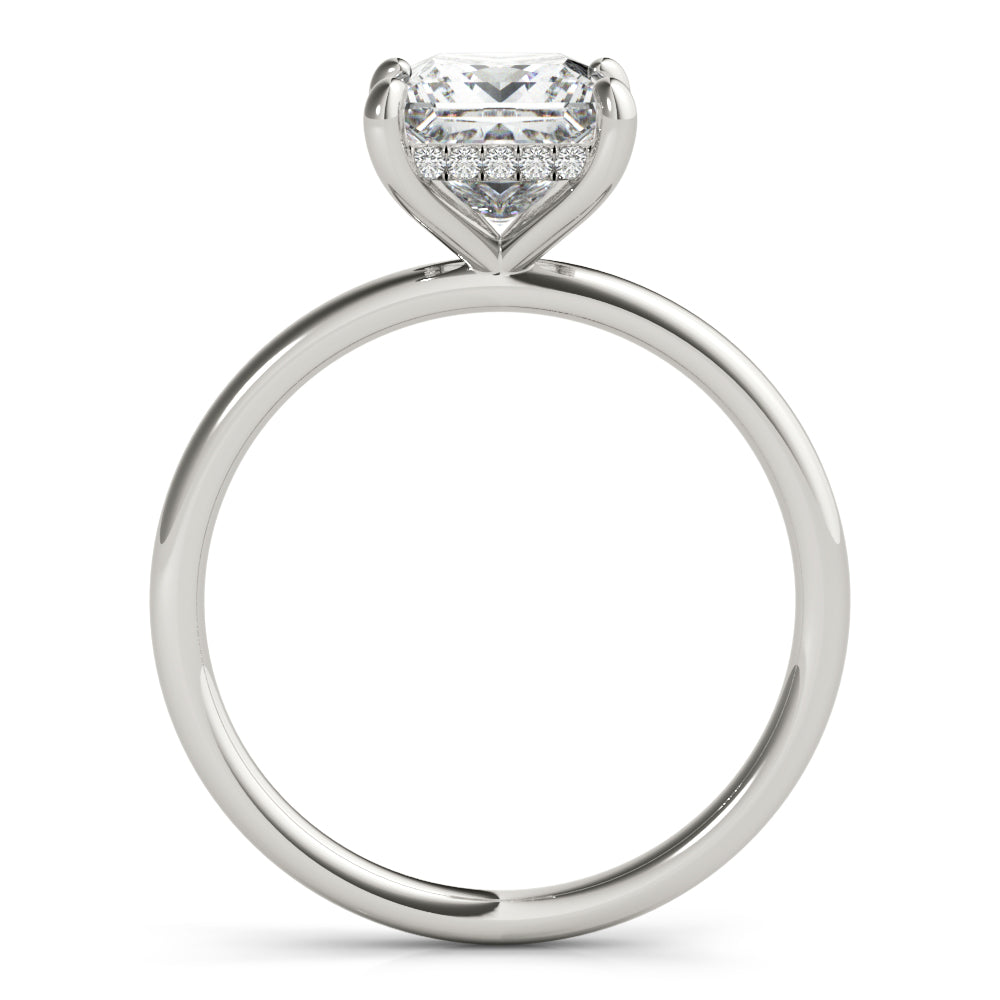 18K White Gold Diamond Halo Engagement Ring