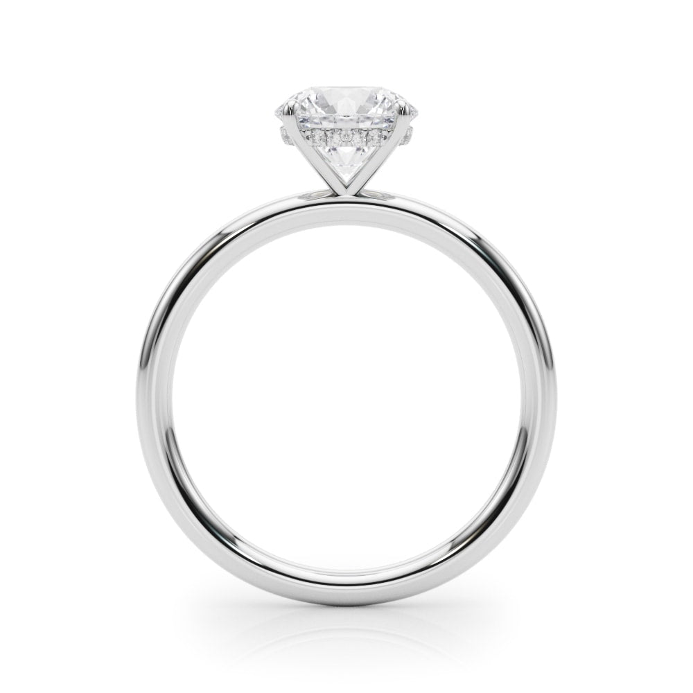 ENGAGEMENT RING ROUND CENTER