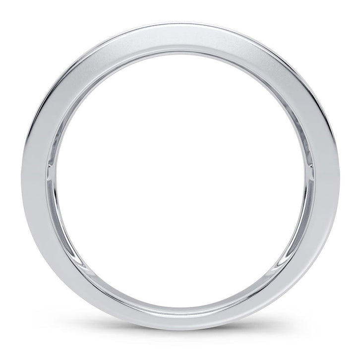 Chic 14k White Gold Lab Diamond Womens Fashion Band