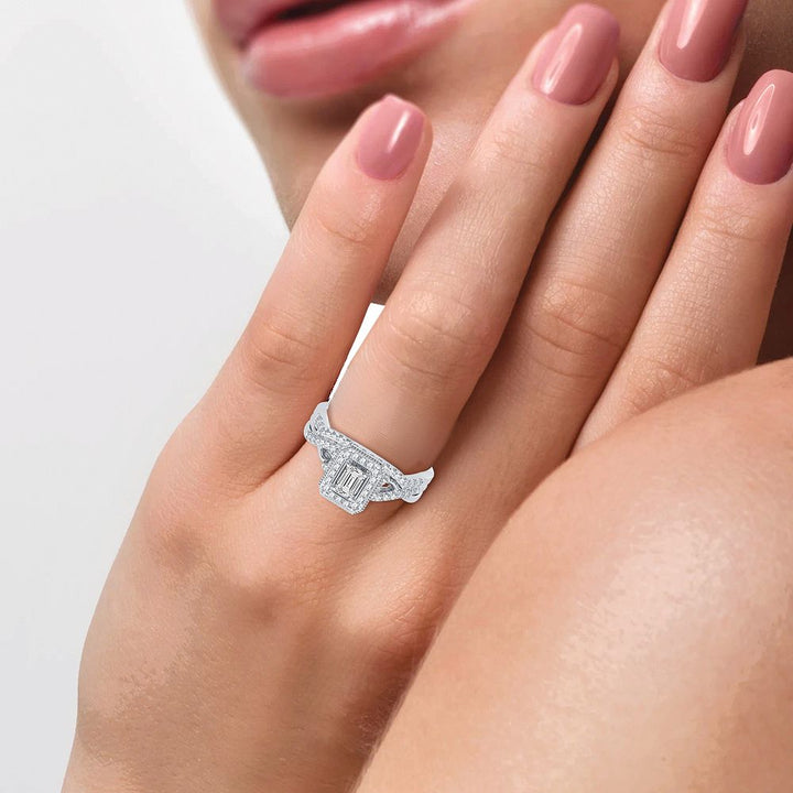 Sparkling 14k White Gold Lab Diamond Bridal Ring (0.50CT)