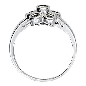 18K White Gold Multi-Diamond Fashion Ring