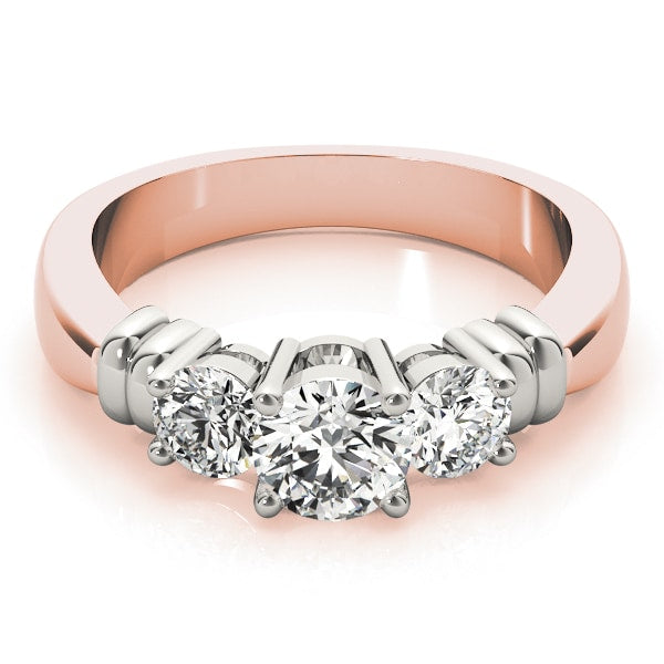 ENGAGEMENT RINGS 3 STONE ROUND