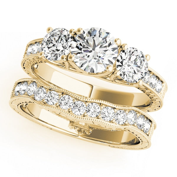 ENGAGEMENT RINGS 3 STONE ROUND