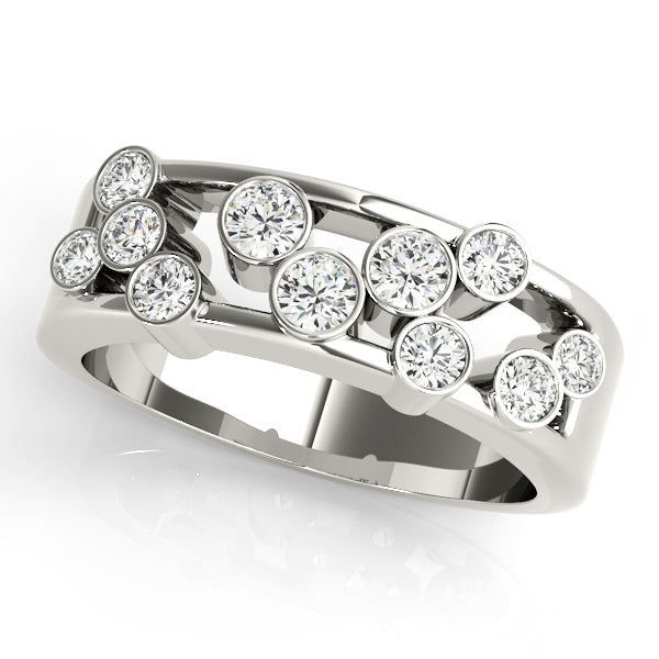 18K White Gold Multi-Diamond Right Hand Ring