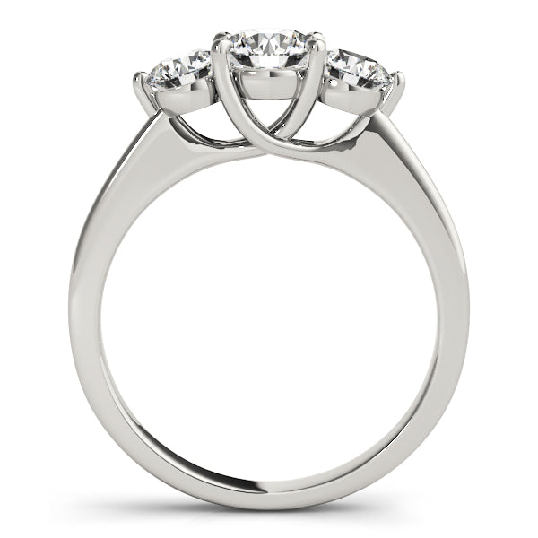 ENGAGEMENT RINGS 3 STONE ROUND