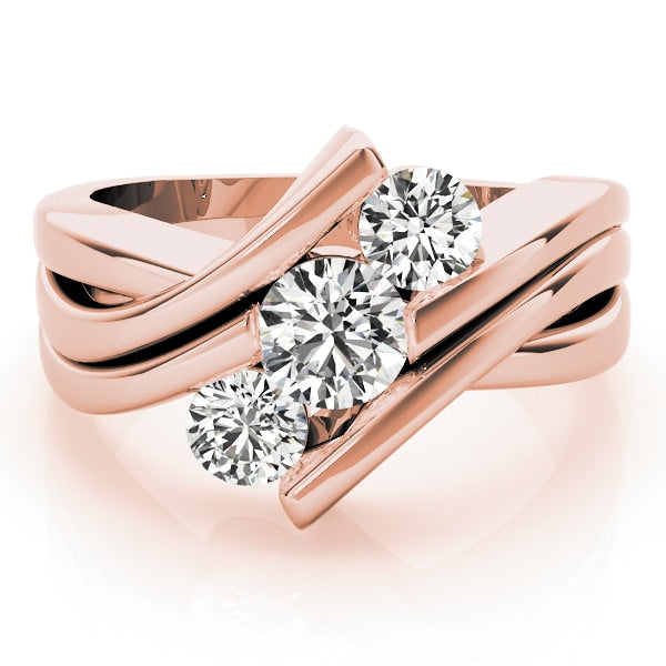 ENGAGEMENT RINGS 3 STONE ROUND
