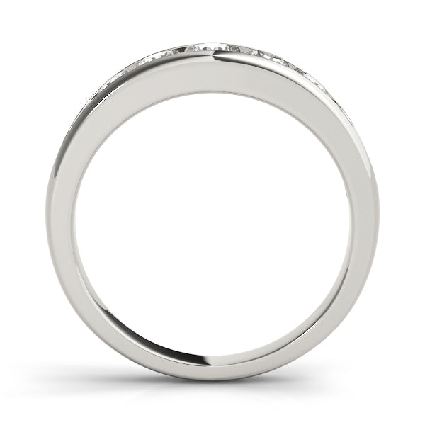 18K White Gold Round Diamond Wedding Ring