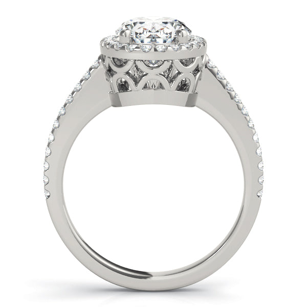 18K White Gold Oval Diamond Engagement Ring with Halo