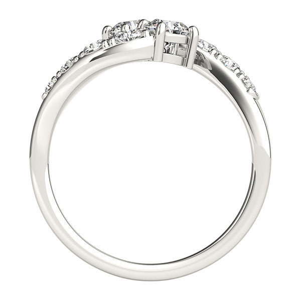 18K White Gold Round Diamond Fashion Ring
