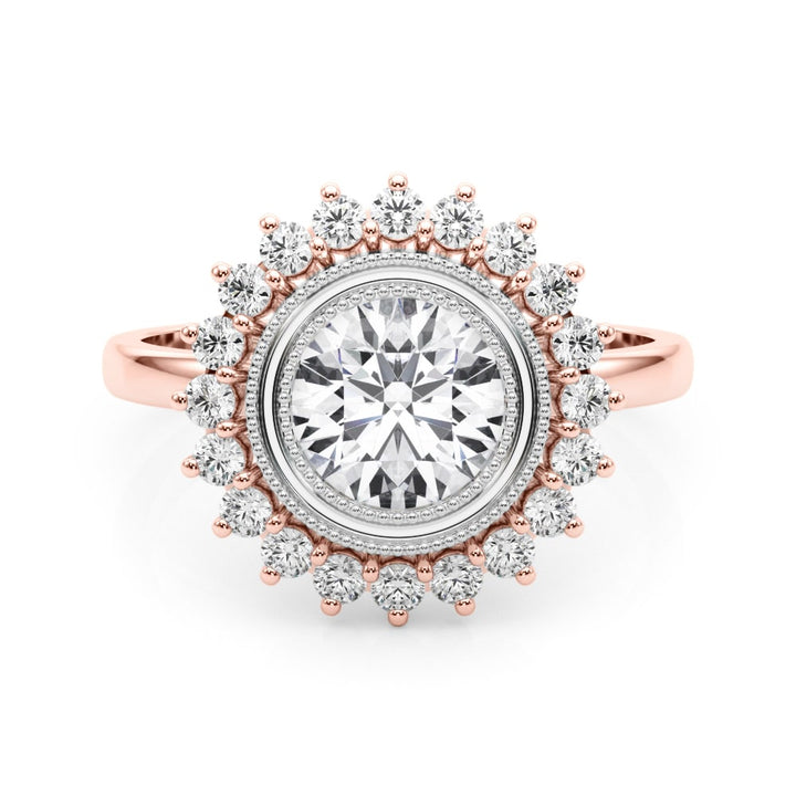 ENGAGEMENT RING ROUND CENTER
