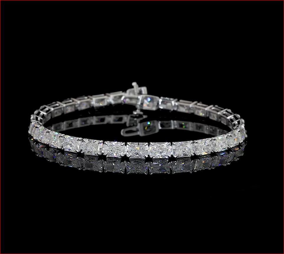 14K WHITE GOLDTennis Necklace