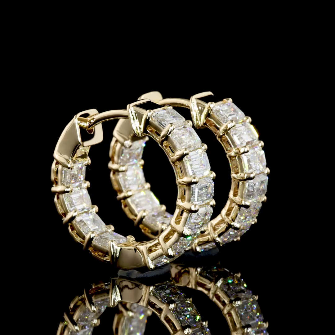 14K YELLOW GOLDHuggies Earrings